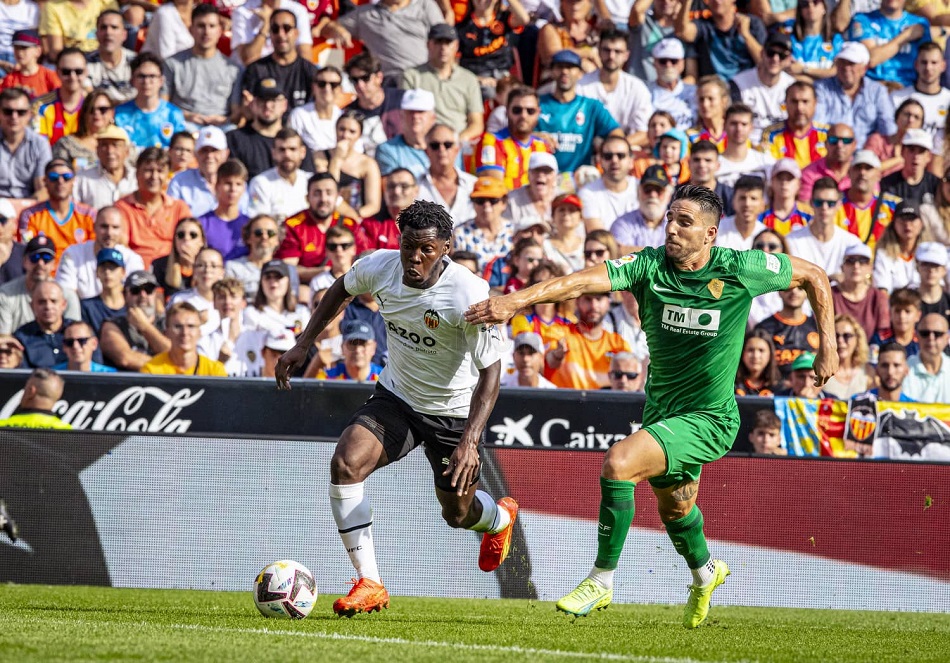 El Valencia se desinfla en la segunda parte ante el Elche (2-2) ️ ...