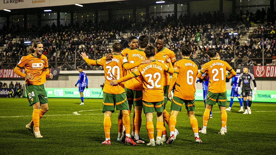 El Valencia se agarra a la Copa y se planta en cuartos de final (0-2) ️ ...