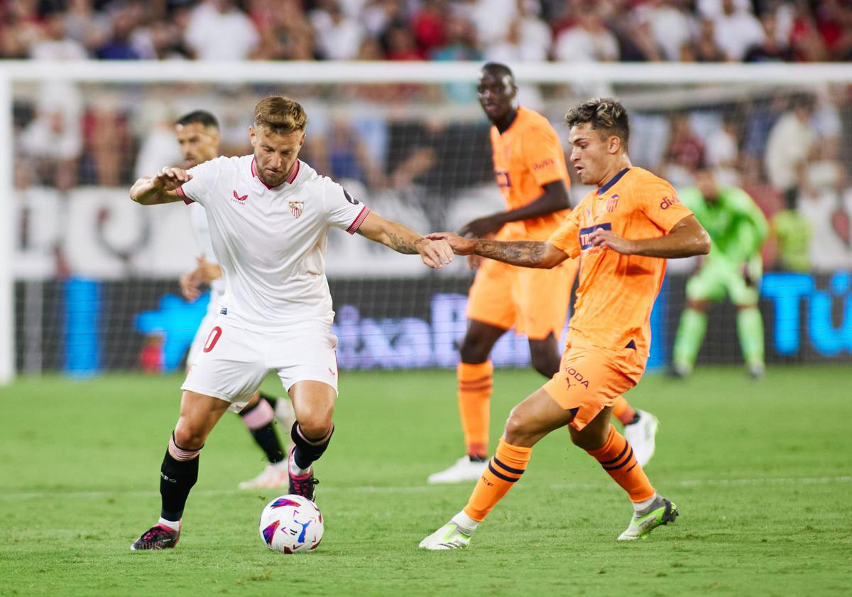 alineaciones de sevilla fc contra elche c. f.